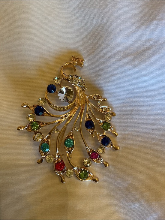 Jewelry - Gold Multicolor Peacock Brooch
